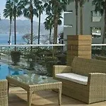 U Suites